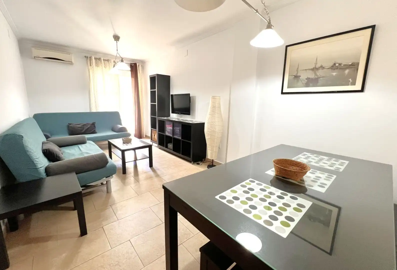 Sala de estar de Piso en venta en Isla Cristina con Aire acondicionado, Terraza y Amueblado