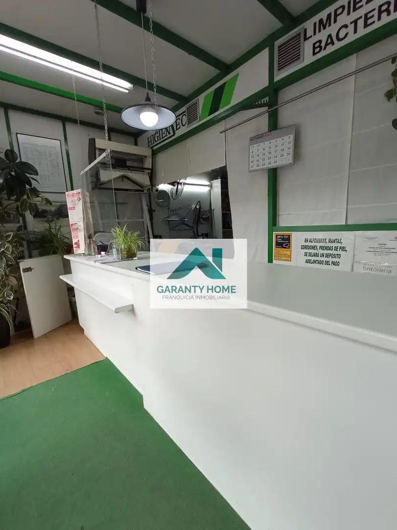 Local comercial en venta en Rozas Centro