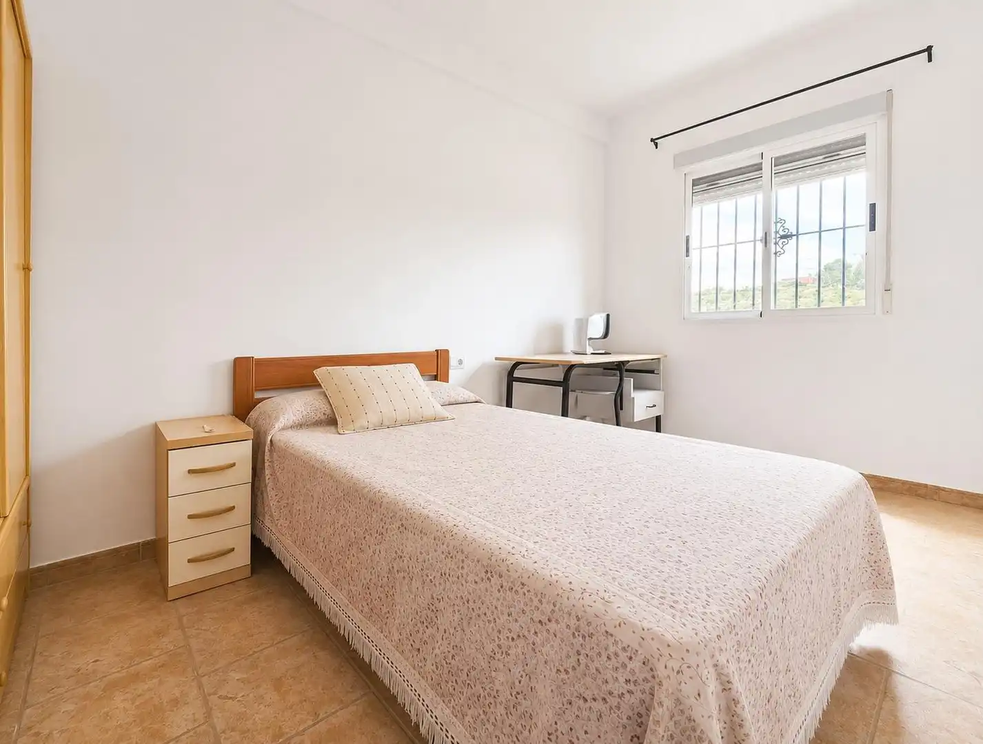 Bedroom of Houses for sale in Novelda  with Private garden, Storage room and Swimming Pool