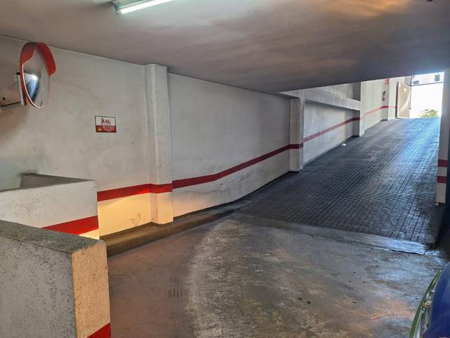 Garaje en Venta en Calle PLAZA DE LA CRUZ ROJA, 2 en Zona Avenida del Mar