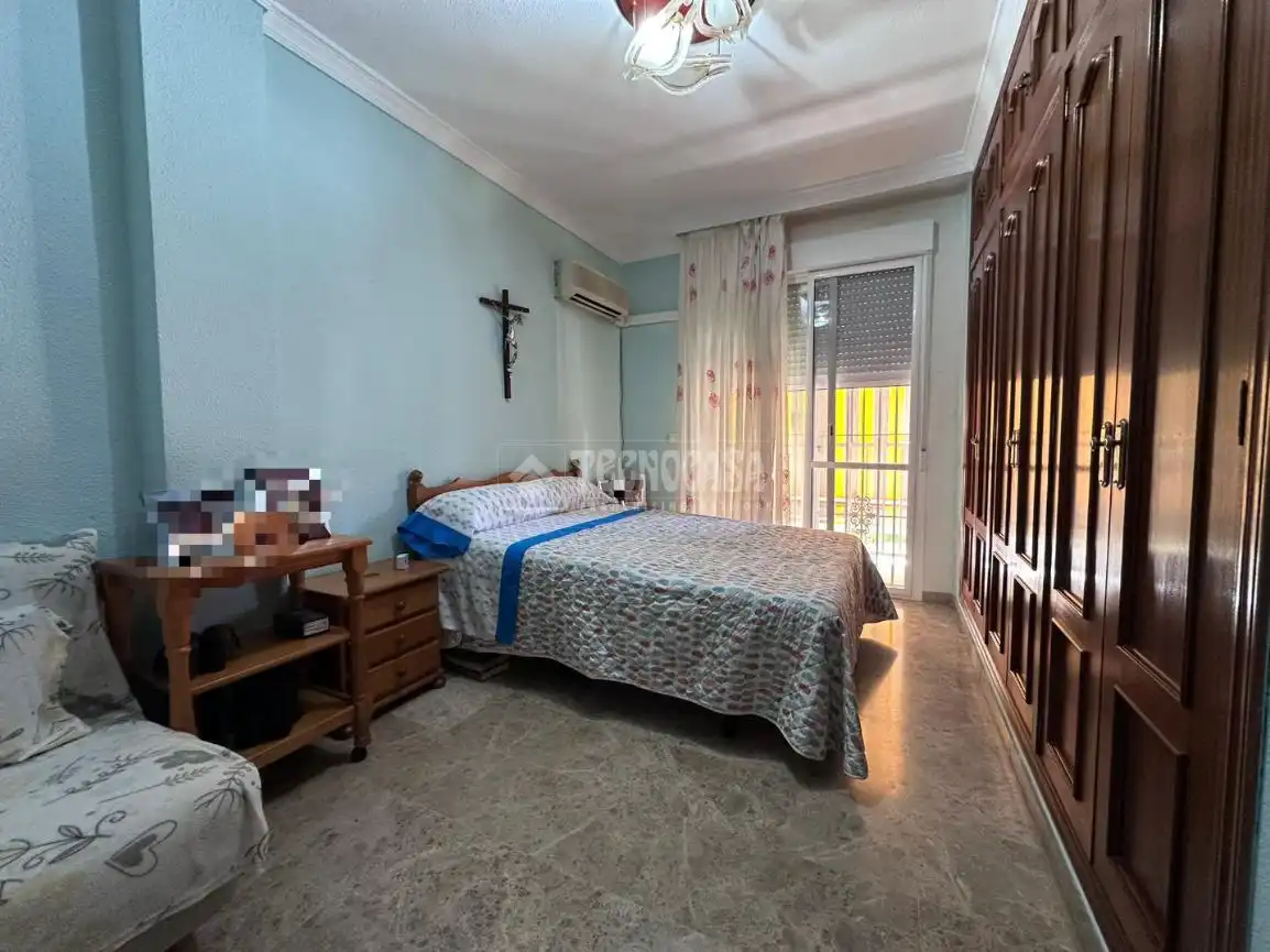 Habitación de Piso en venta en Córdoba con Aire acondicionado, Trastero y Balcón