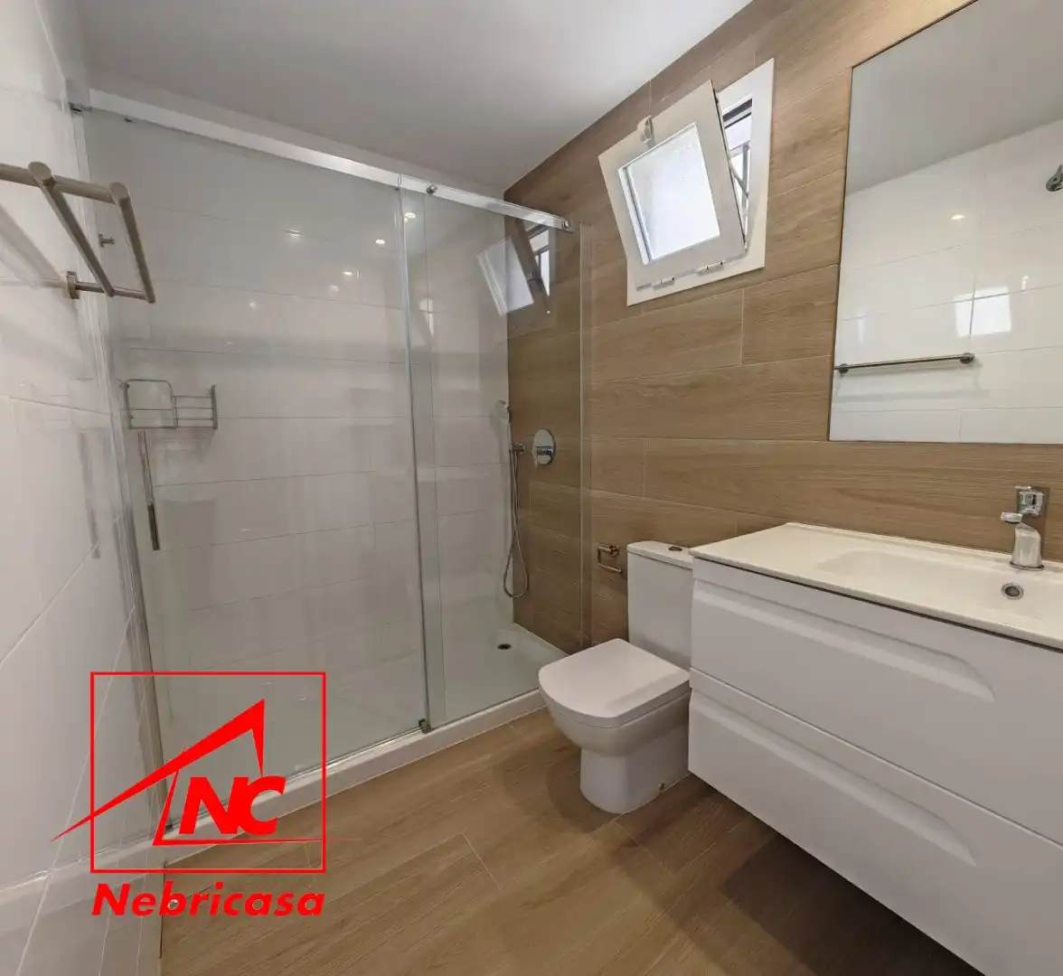 Bathroom of Attic for sale in Chipiona  with Air Conditioner, Terrace and Storage room