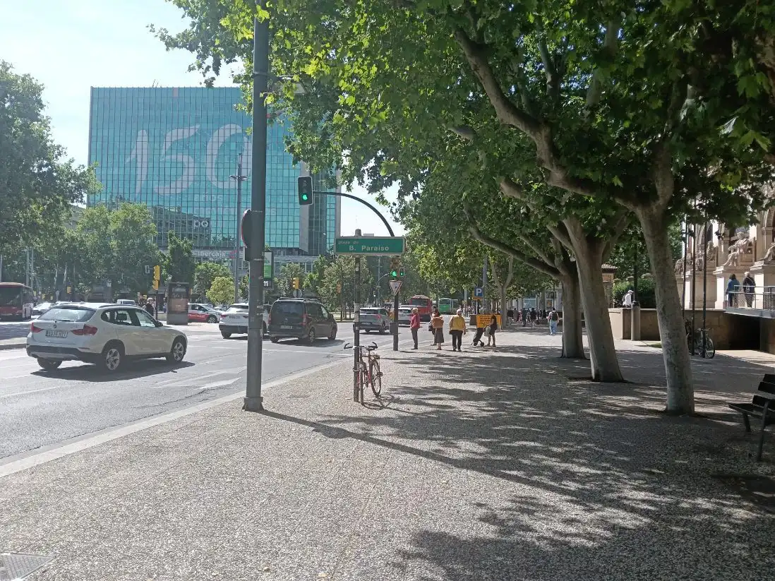 Vista exterior de Local de lloguer en Zaragoza