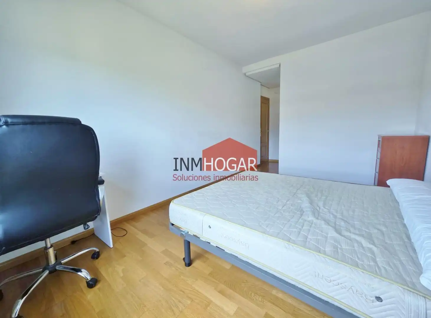 Schlafzimmer von Wohnung zum Verkauf in Ávila mit Heizung, Parkett und Terrasse