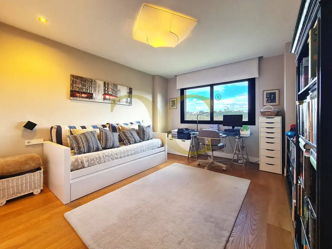 Habitación de Casa o chalet en venta en Siero con Calefacción, Jardín privado y Trastero
