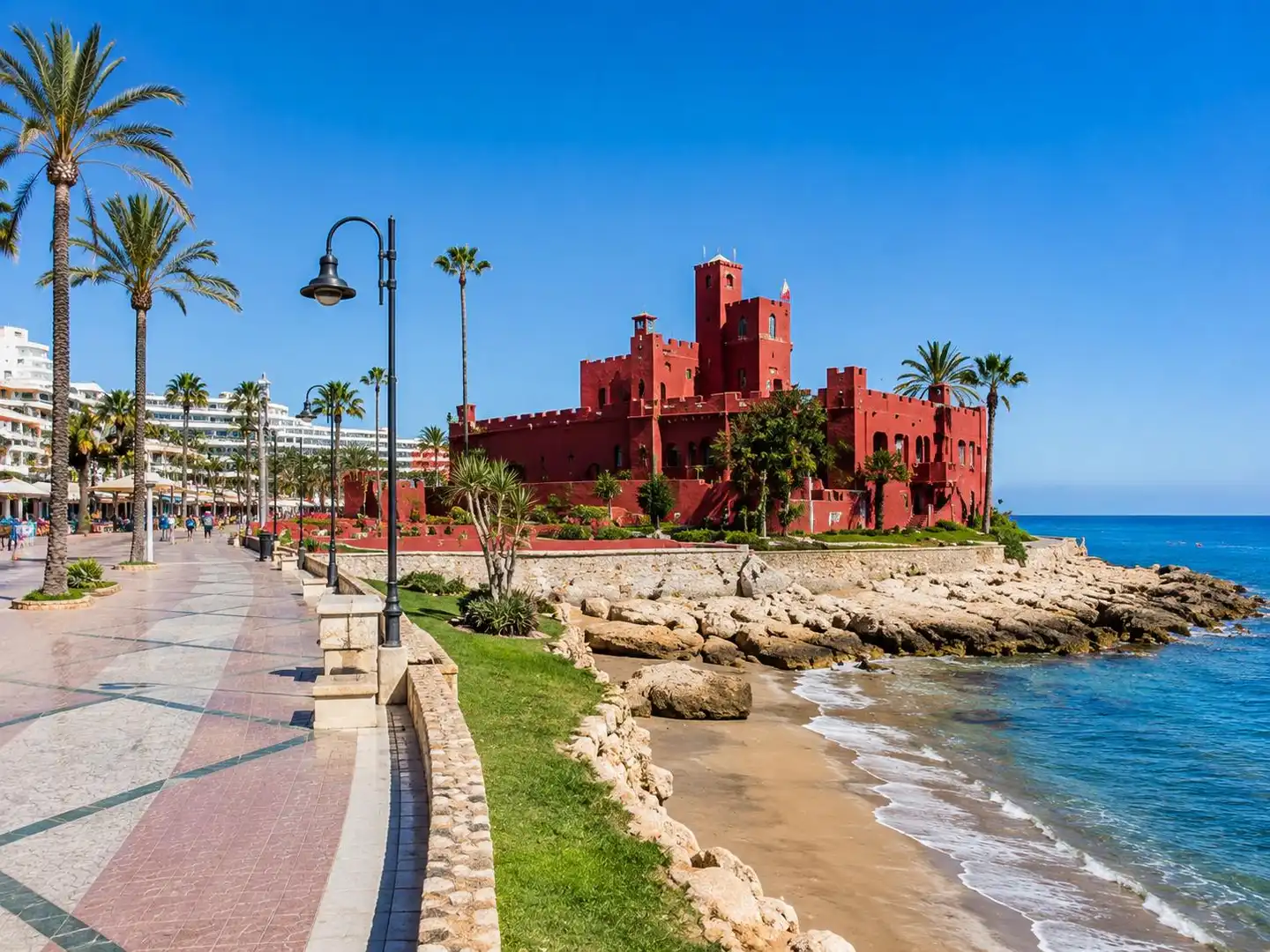 Vista exterior de Dúplex en venda en Benalmádena amb Terrassa i Piscina comunitària