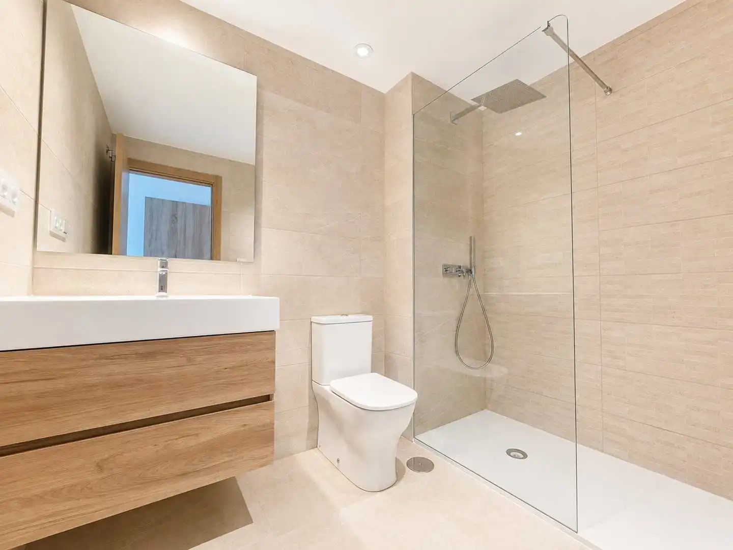Baño de Apartamento en venta en Estepona con Aire acondicionado, Calefacción y Terraza