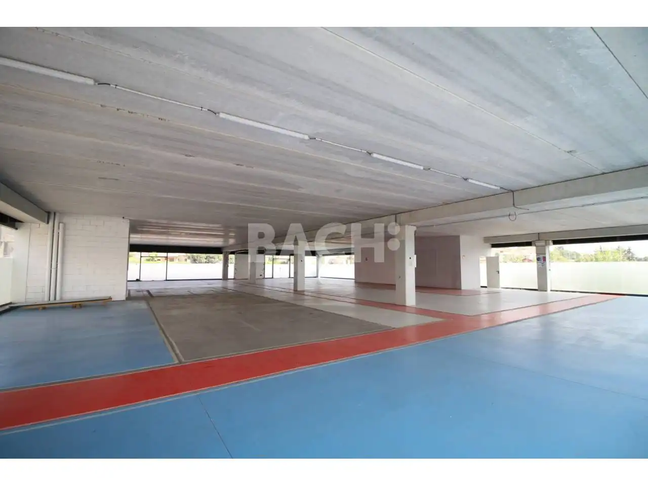 Parking de Local en venta en Gurb