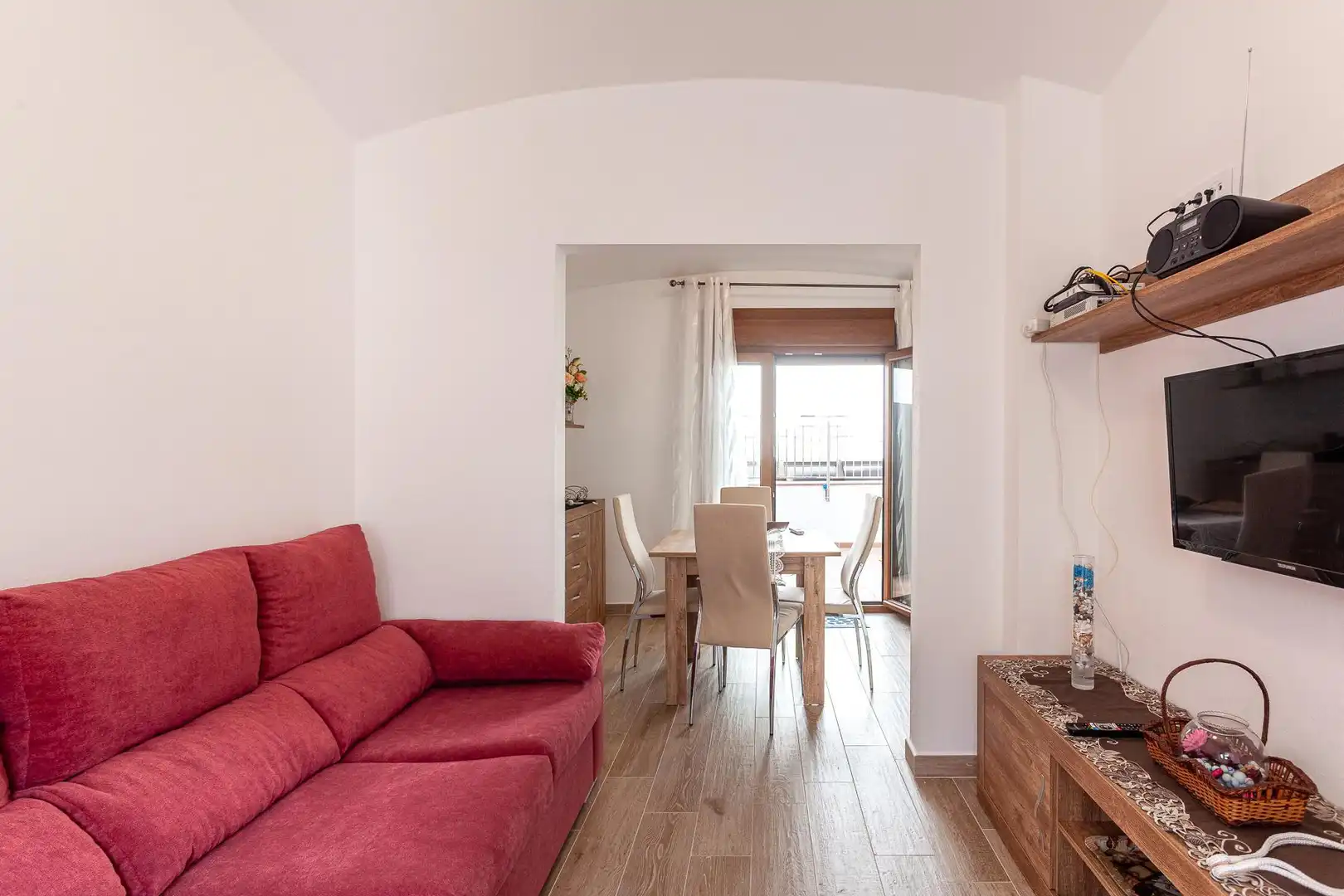Sala d'estar de Casa adosada de lloguer en Palamós amb Aire condicionat, Terrassa i Moblat