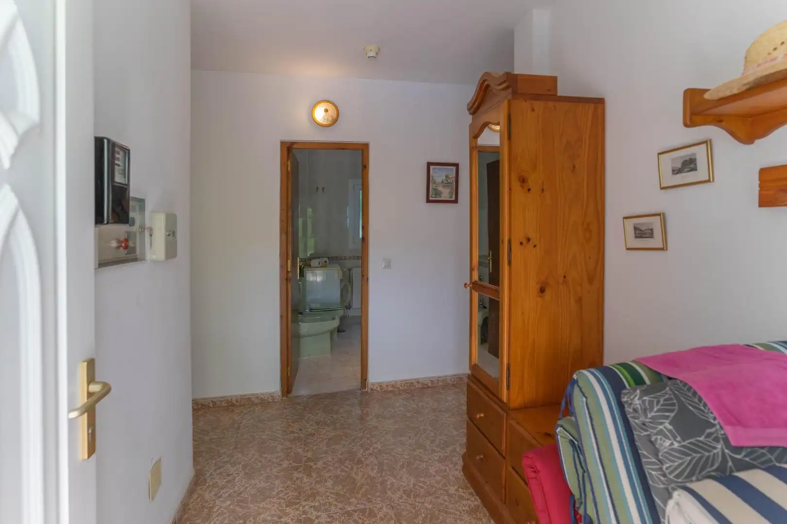 Haus oder Chalet zum Verkauf in Alhaurín El Grande mit Klimaanlage, Privatgarten und Terrasse