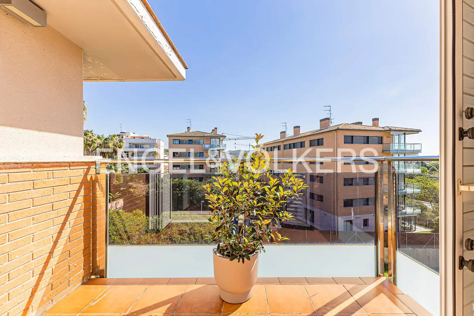 Terraza de Ático en venta en Sitges con Aire acondicionado, Calefacción y Jardín privado
