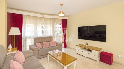 Foto 5 de Apartament en venda a Huerta Nueva, Estepona
