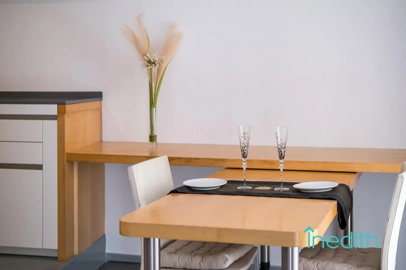 Dining room of Flat for sale in Barcelona  with Air Conditioner, Terrace and Furnished