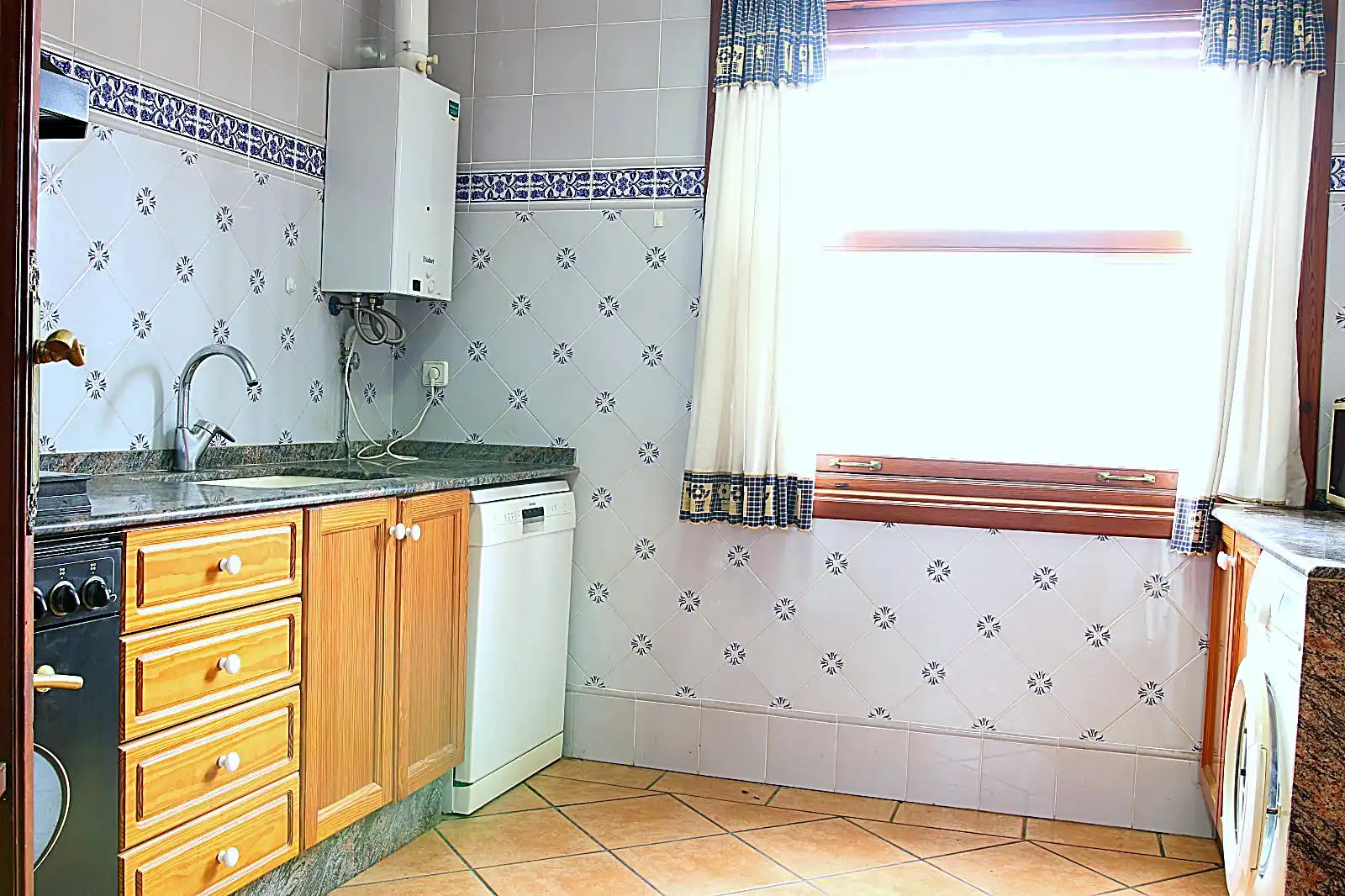 Cocina de Casa o chalet en venta en Alboraya con Jardín privado, Terraza y Trastero