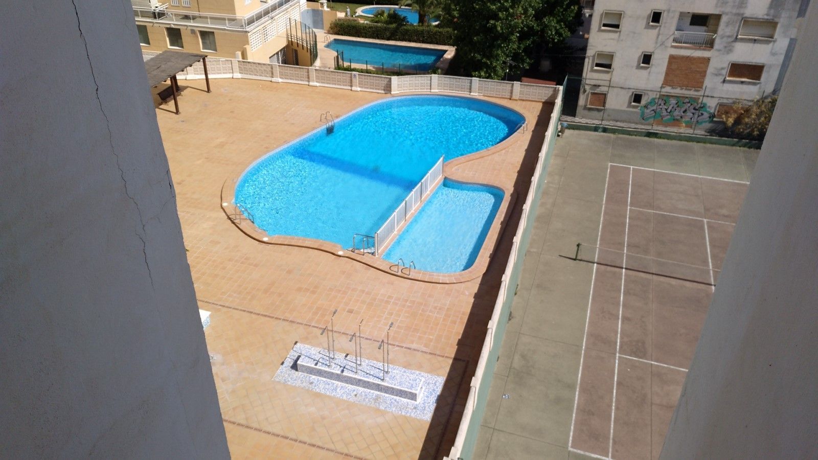 Piscina de Apartament de lloguer en Gandia amb Terrassa, Moblat i Rentadora