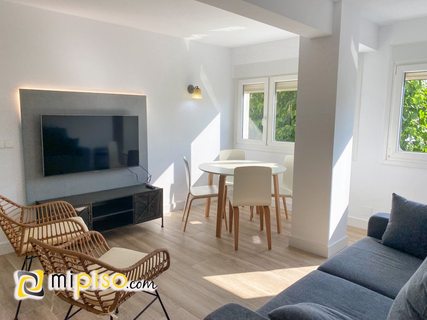 Living room of Flat for sale in Laredo  with Heating