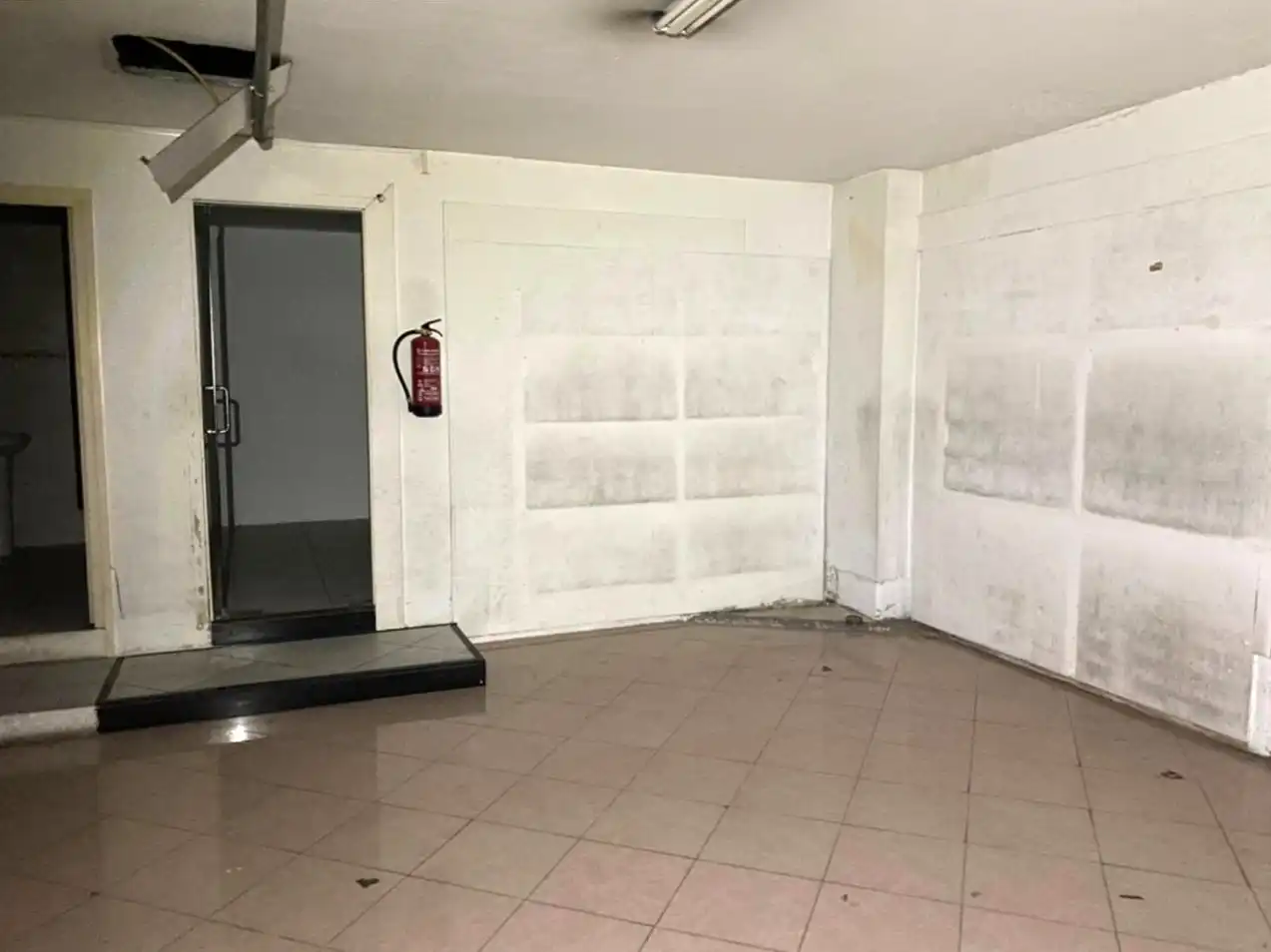 Business premises for sale in Carrer de l'Alcalde Armengou, imagen 9