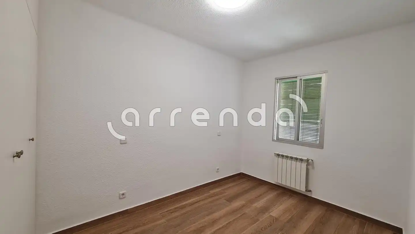 Bedroom of Flat for rent in Madrid  with Heating and Terrace