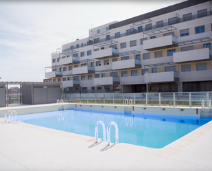 Piscina de Pis de lloguer en Pinto amb Aire condicionat i Terrassa