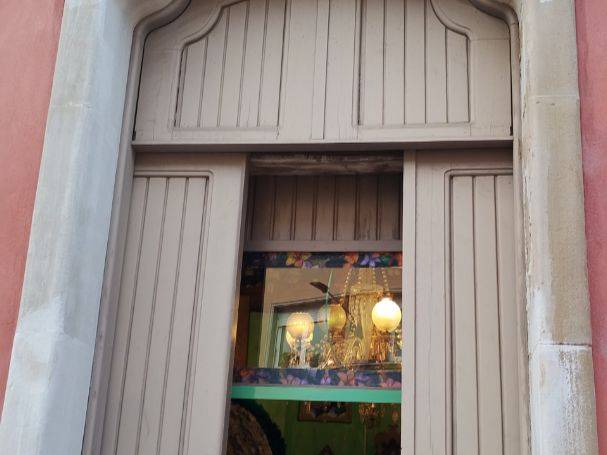 Local comercial en Alquiler en Plaça de Mossèn Jacint Verdaguer, 18 en Barri del Centre