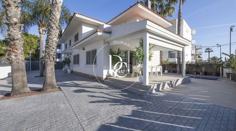 Casa de lujo de 318 m2 con piscina y vistas en venta en Vinyet, Sitges, immagine 3