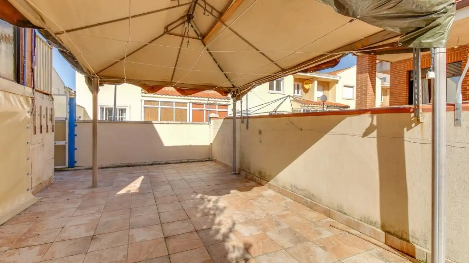Terraza de Casa adosada en venta en Salamanca con Calefacción, Jardín privado y Parquet