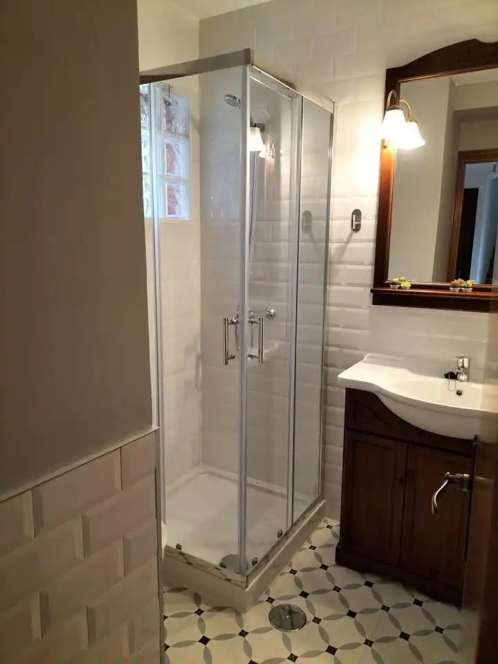 Bathroom of Houses for rent in El Escorial  with Private garden, Storage room and Alarm