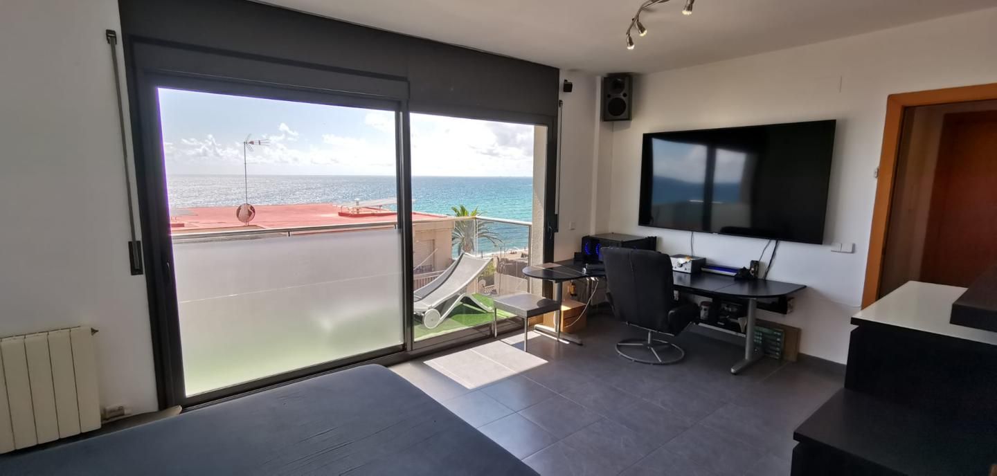 Bedroom of Flat for sale in Montgat  with Air Conditioner, Heating and Parquet flooring