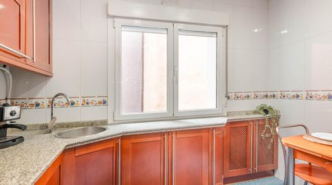 Foto 4 de Piso en venta en Avenida Pumarin, 26, Milán - Pumarín, Oviedo