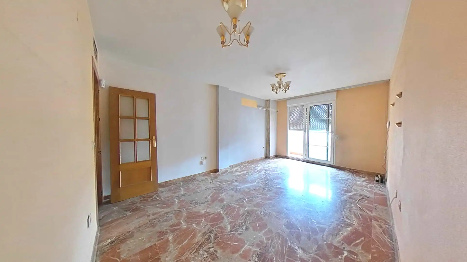 Sala d'estar de Pis en venda en Murcia amb Balcó