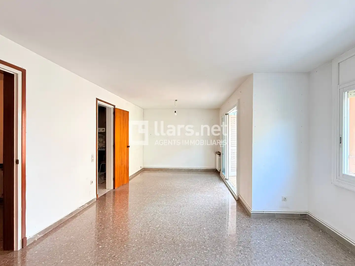 Piso con terraza en venta en Rambla de Salvador Samà, imagen 3