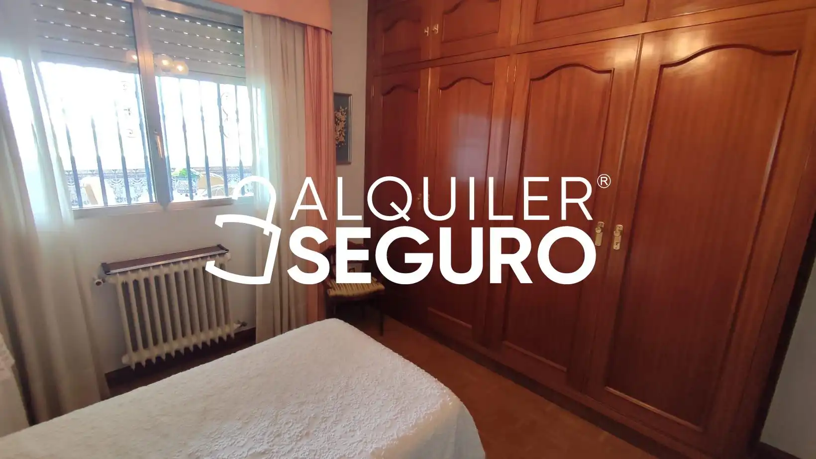 Habitación de Piso de alquiler en Madrid con Calefacción, Terraza y Amueblado