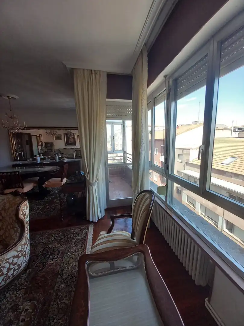 Habitación de Piso en venta en Torrelavega  con Calefacción, Terraza y Trastero