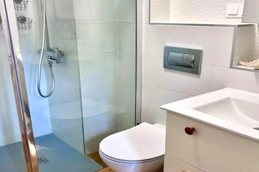 Bathroom of Attic for sale in Torrevieja  with Air Conditioner, Heating and Terrace