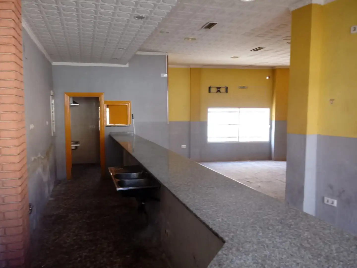 Local comercial en venda a Villanueva de la Serena, imagen 3