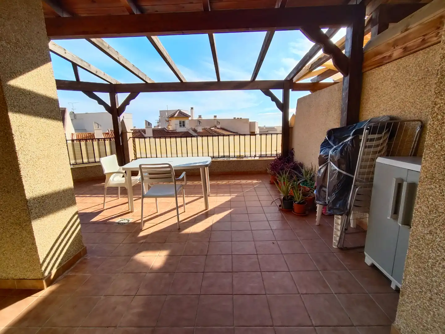 Terrasse von Dachboden zum Verkauf in Torrenueva Costa mit Terrasse, Möbliert und Waschmaschine
