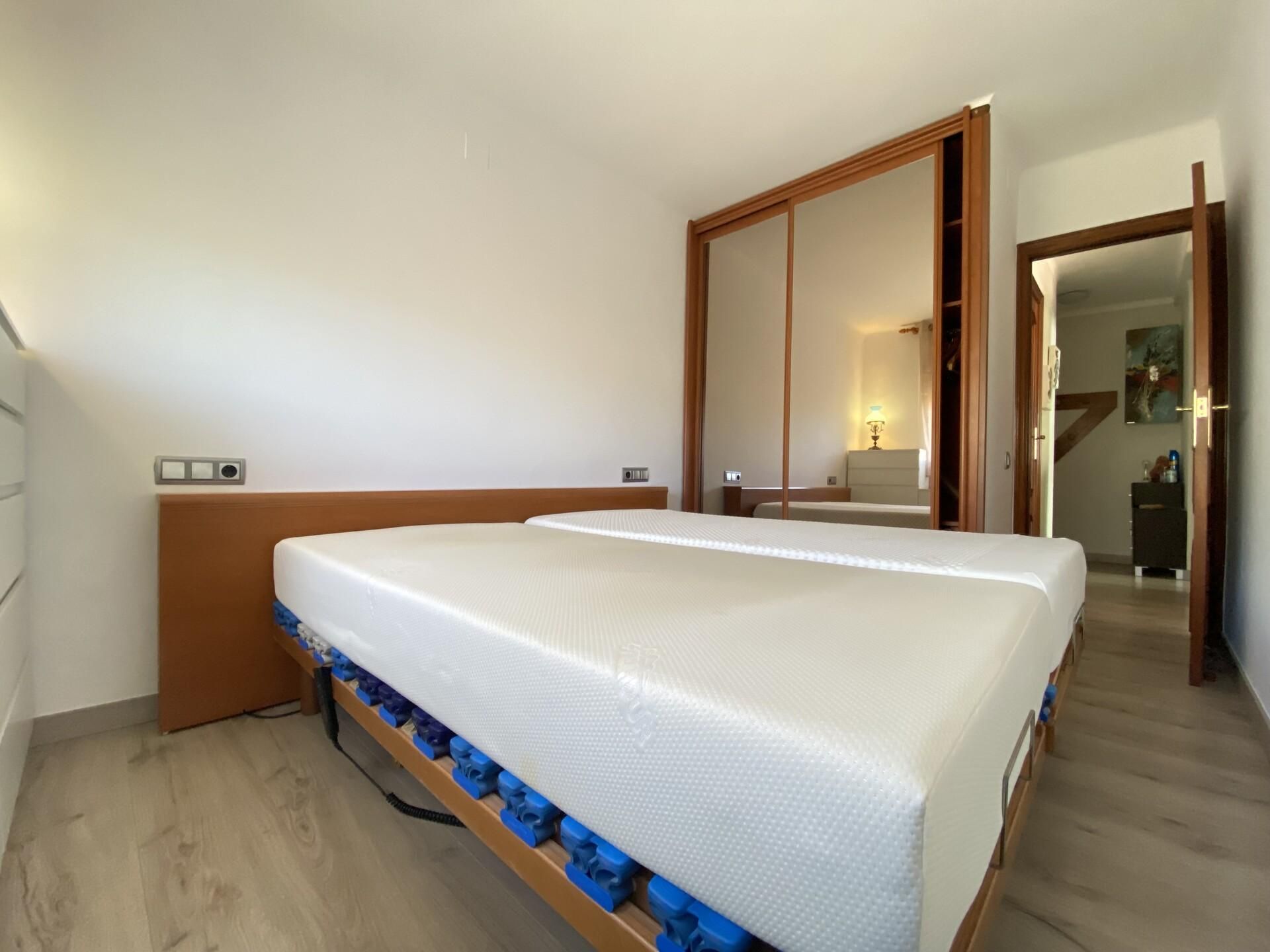 Bedroom of Flat to rent in  Barcelona Capital  with Air Conditioner, Parquet flooring and Balcony