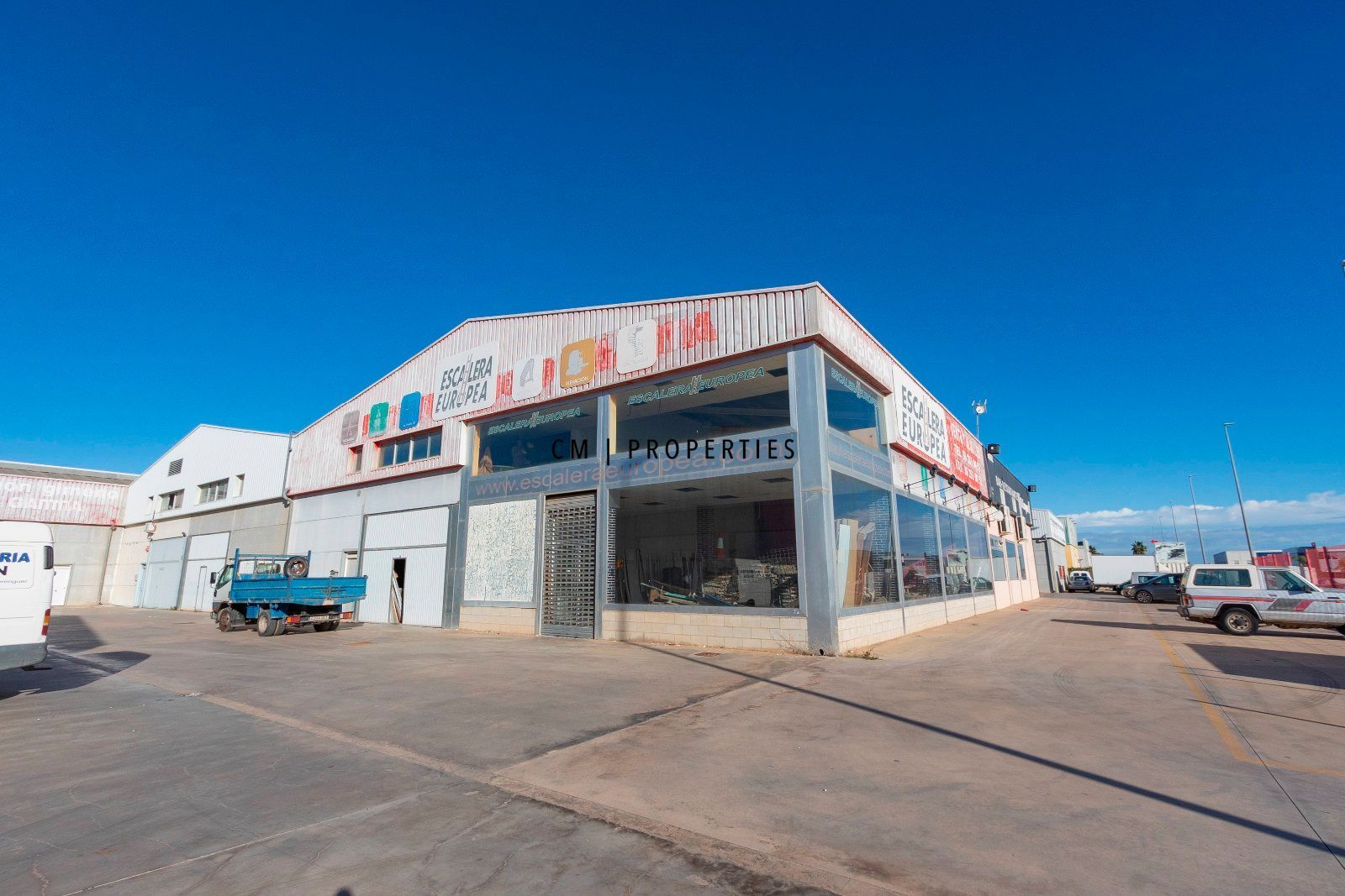 Exterior view of Industrial buildings for sale in Canet d'En Berenguer