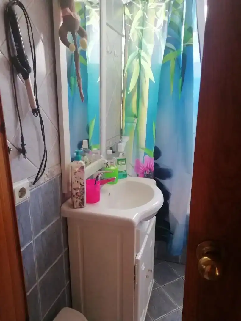 Baño de Piso en venta en Algeciras con Parquet, Trastero y Amueblado