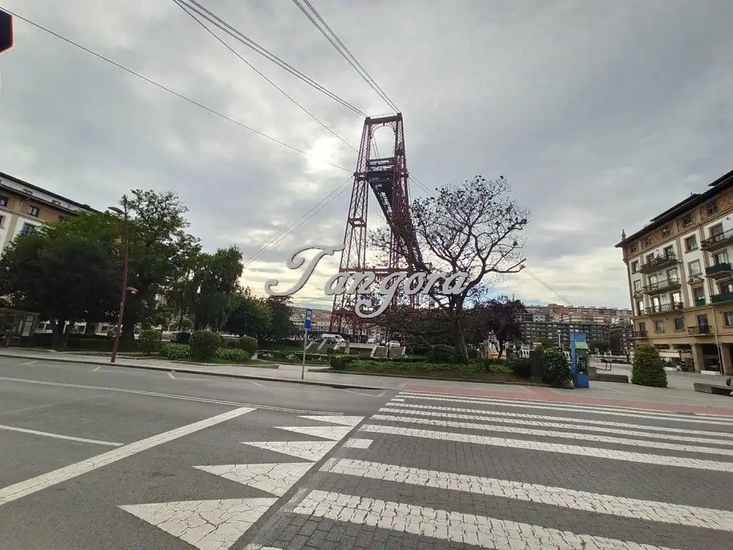 Piso con ascensor en venta en Plaza Puente, imagen 4