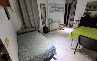 Bedroom of Flat for sale in Santa Coloma de Gramenet