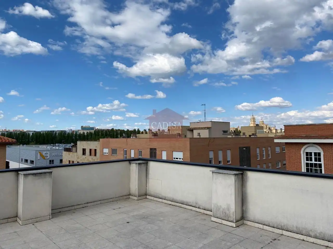 Terraza de Ático en venta en Salamanca con Calefacción, Terraza y Amueblado