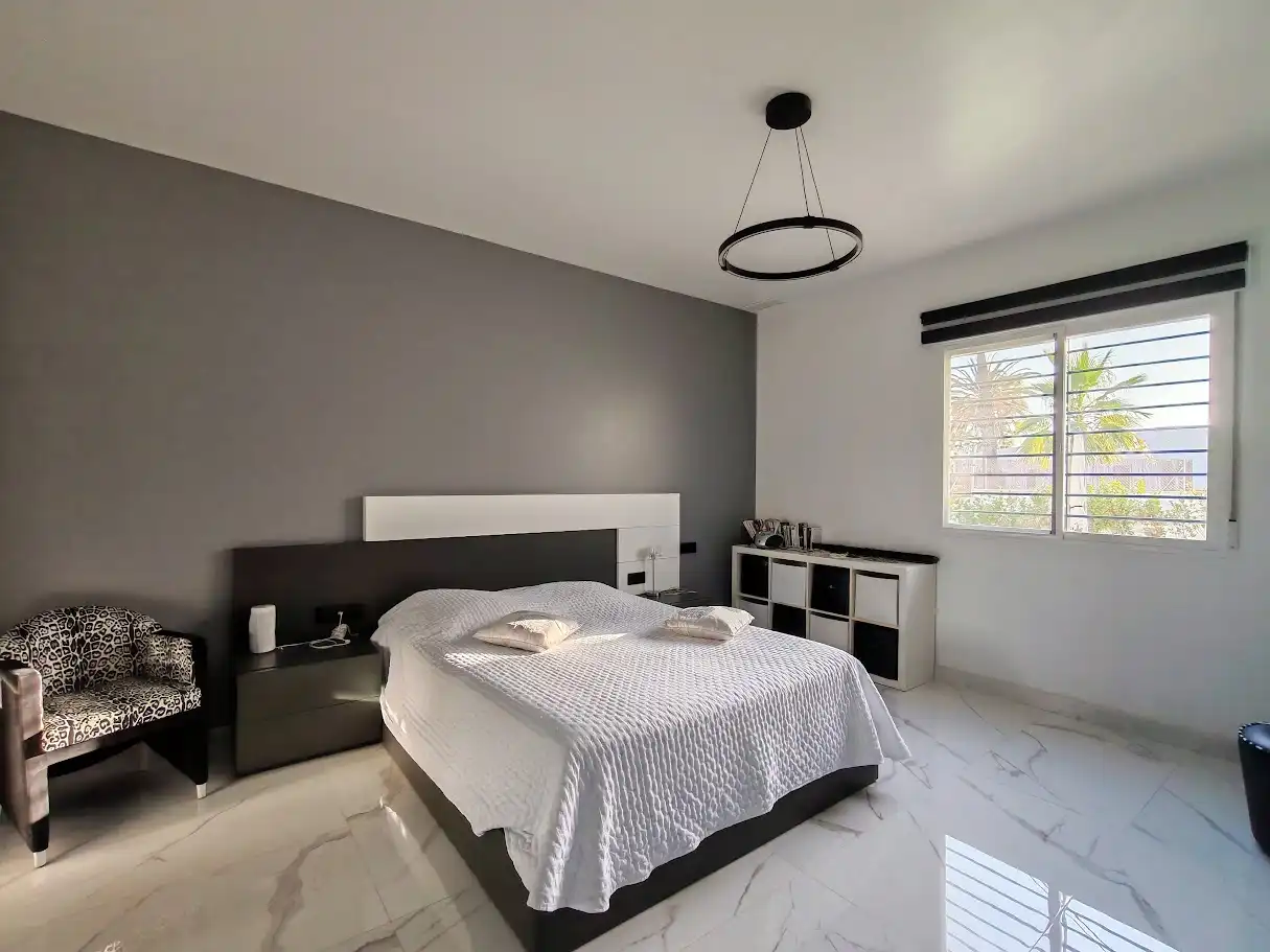Habitación de Casa o chalet en venta en Elche / Elx con Aire acondicionado, Calefacción y Jardín privado