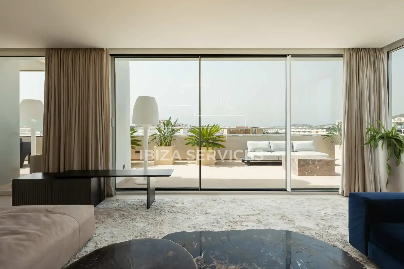Piso con piscina en venta en Marina Botafoc - Platja de Talamanca, imagen 4