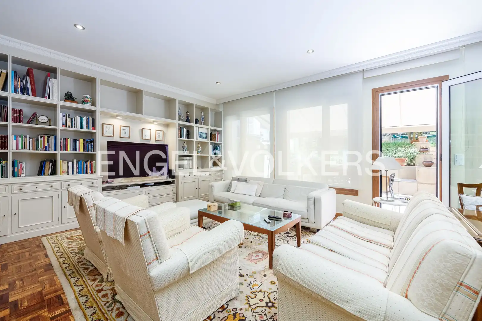 Living room of Apartments for rent in Vigo   with Heating, Private garden and Terrace