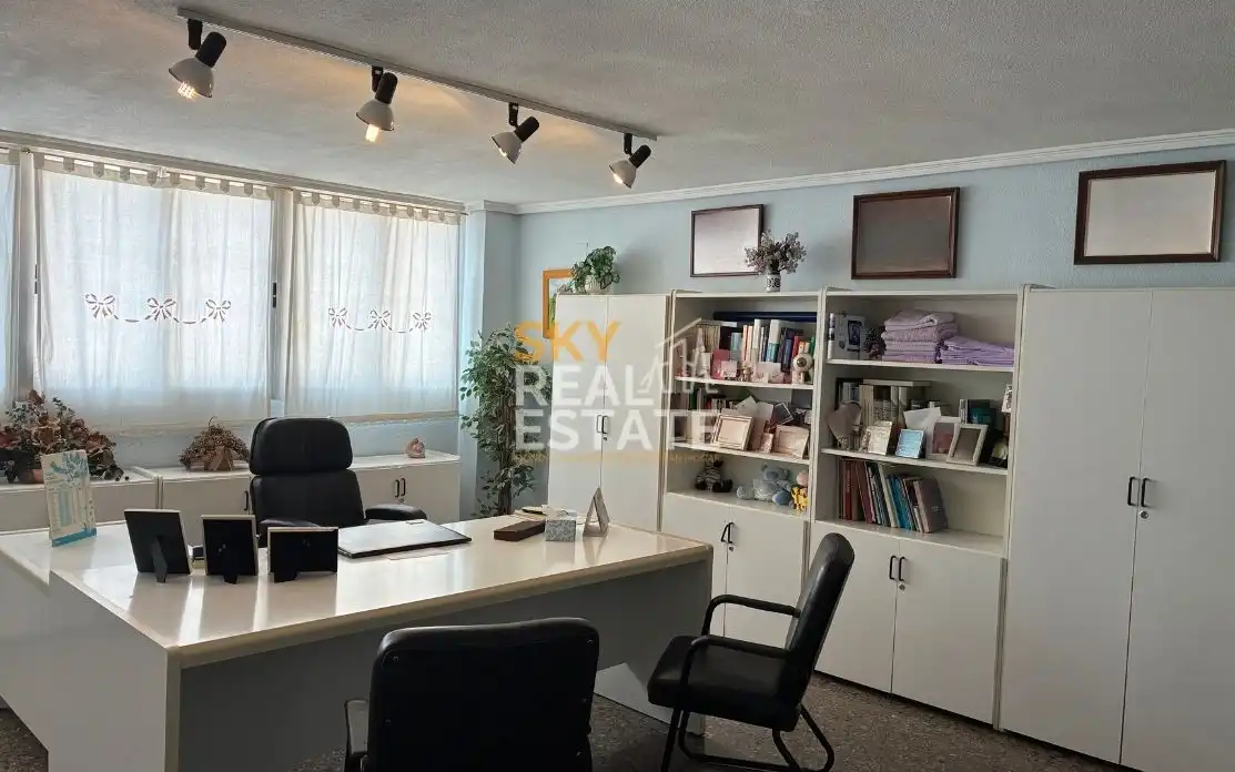 Flat for sale in Silla  with Air Conditioner and Balcony