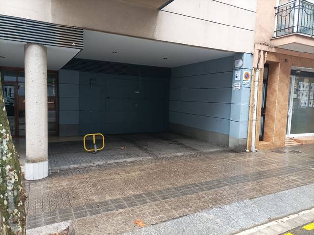 Garaje en Alquiler en N/A, -1 en Sants