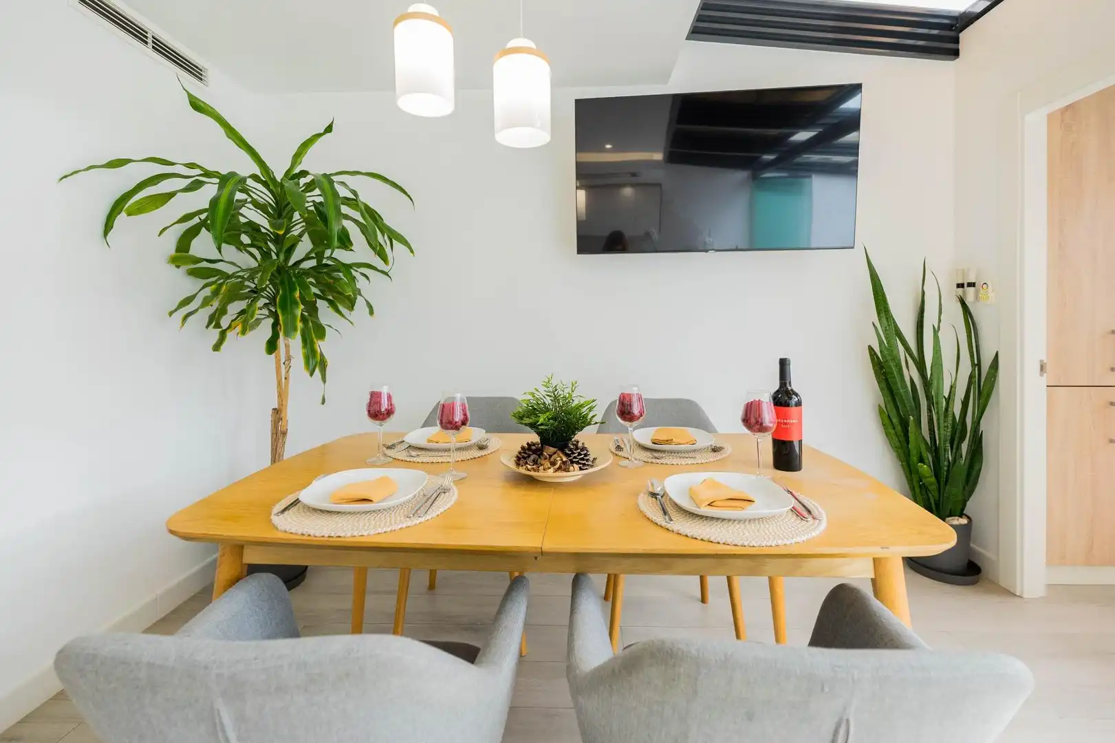 Dining room of Houses for sale in Málaga  with Air Conditioner, Heating and Terrace