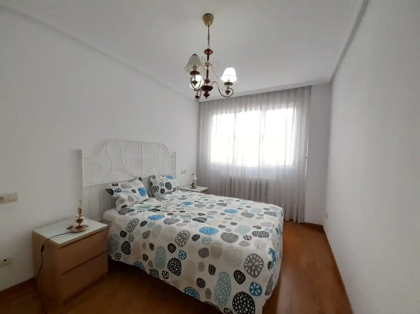 Pis de lloguer a Oviedo - EVARISTO VALLE, 3, Milán - Pumarín