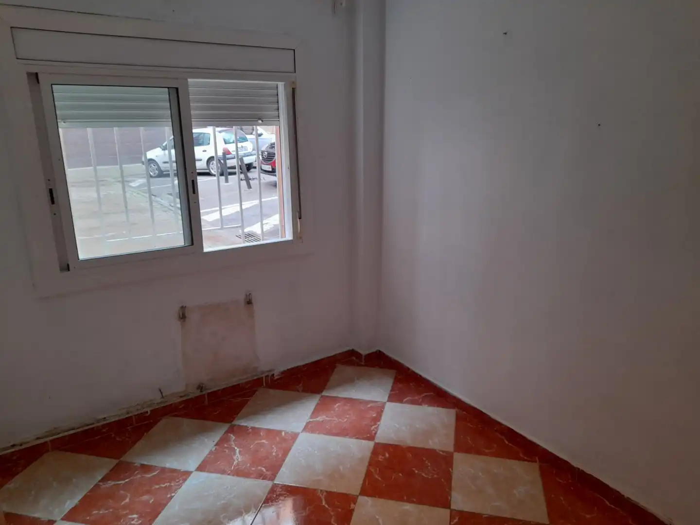 Dormitori de Pis en venda en Badalona amb Calefacció